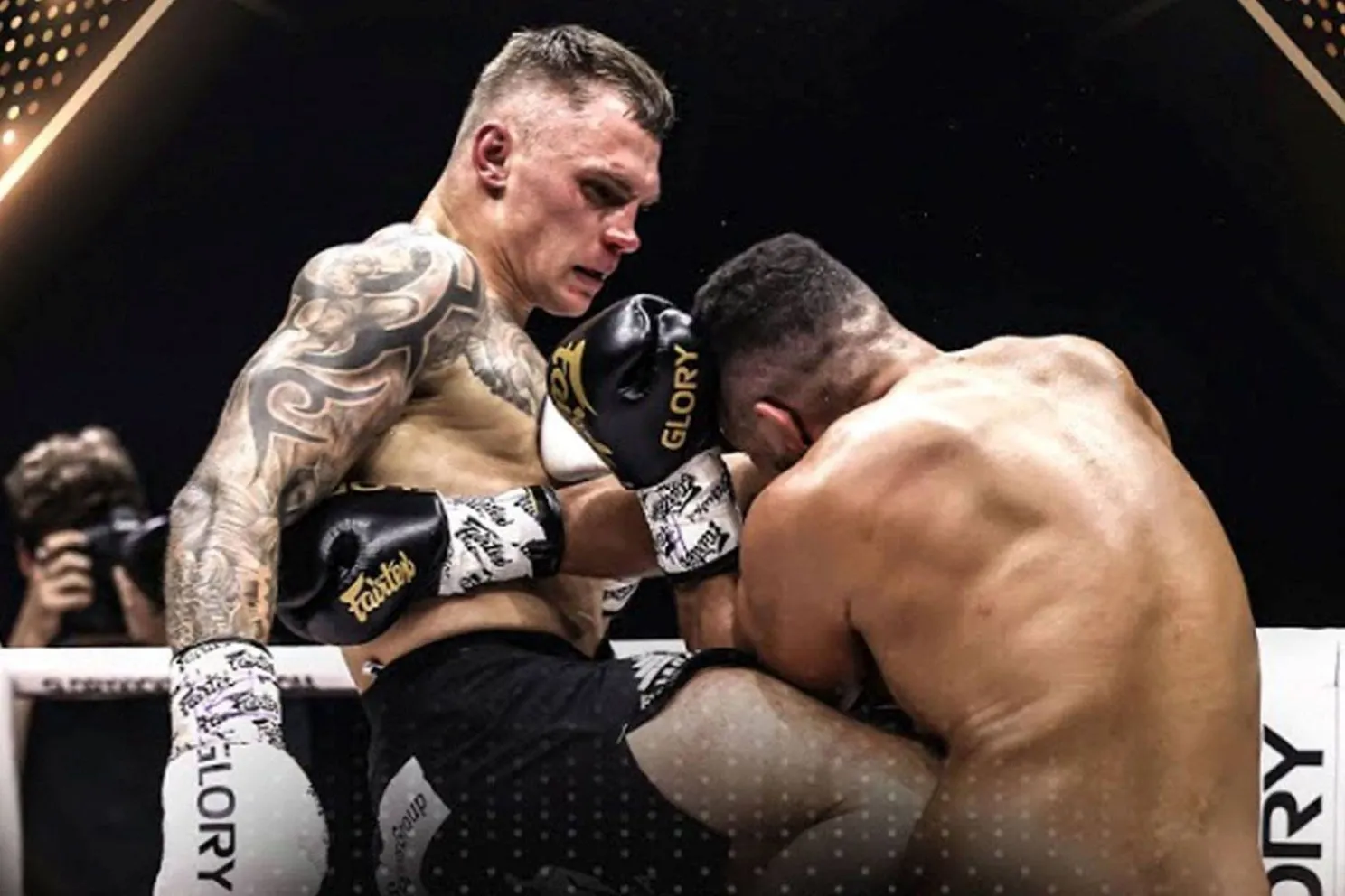 Groot risico? Glory's Maslobojev vecht extra partij net voor titelclash met Khbabez