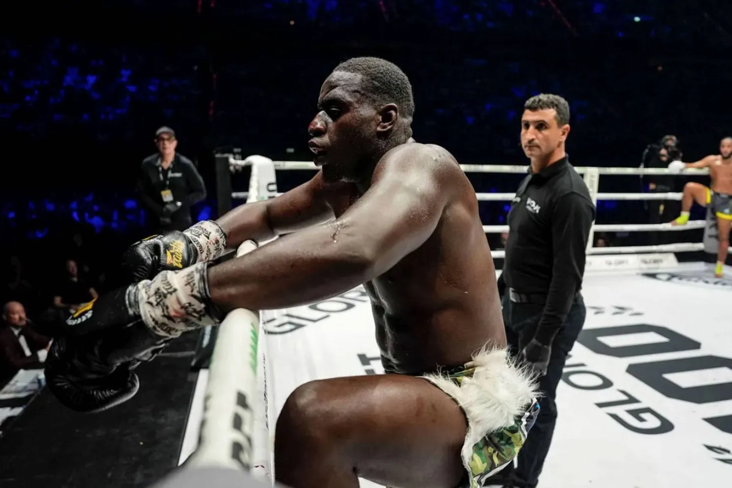 Verliezen Glory vechters Boapeah en Beztati schuld eigen teams? Bonjasky legt het uit!