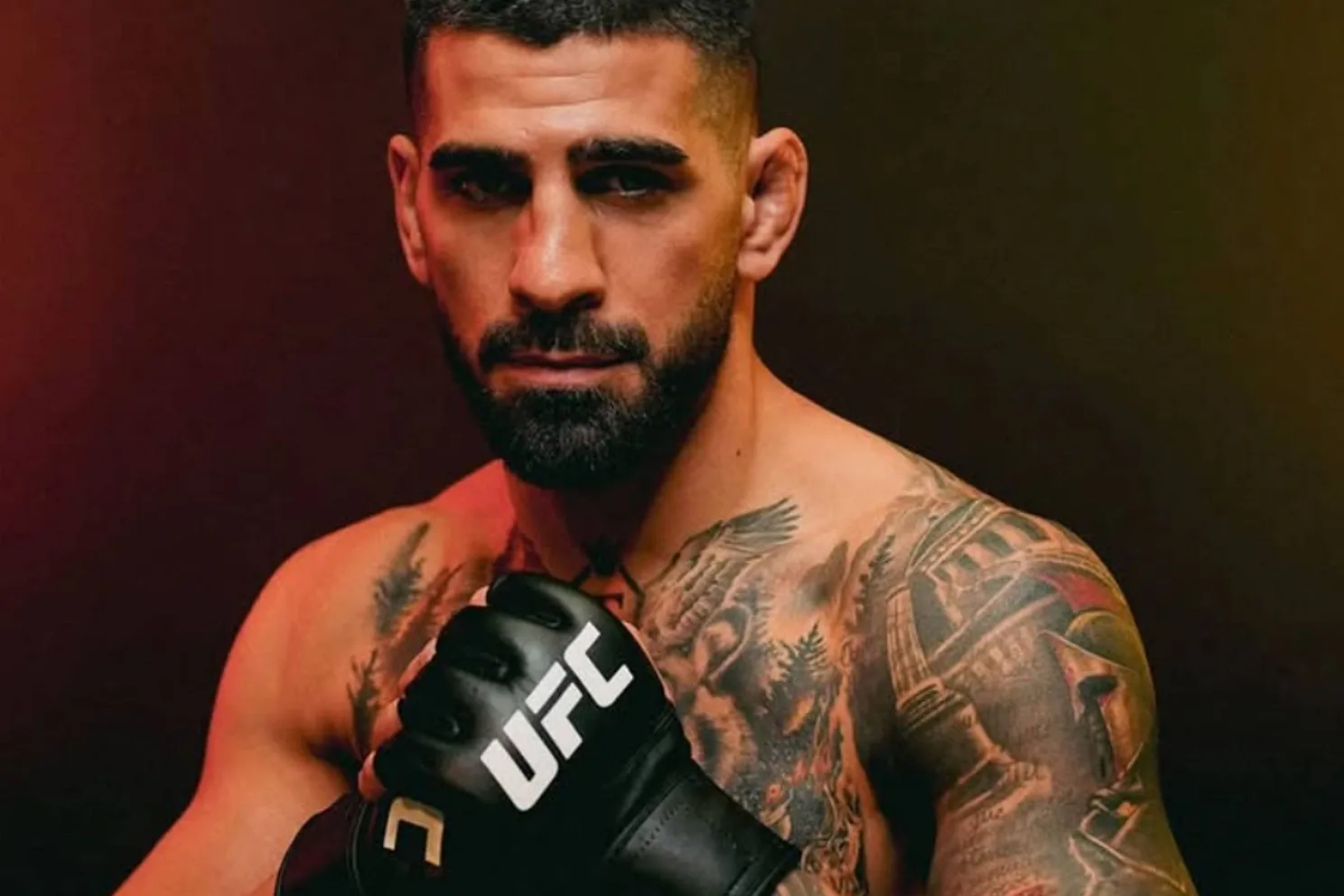 ‘Ze willen geld of me kapotmaken’: UFC-ster Topuria zegt dat hij wordt gechanteerd met leugens