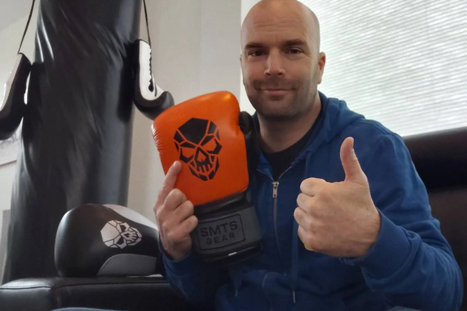 “Het moet beter kunnen” – Kevin Smits start Nederlands vechtsportmerk SMTS Gear