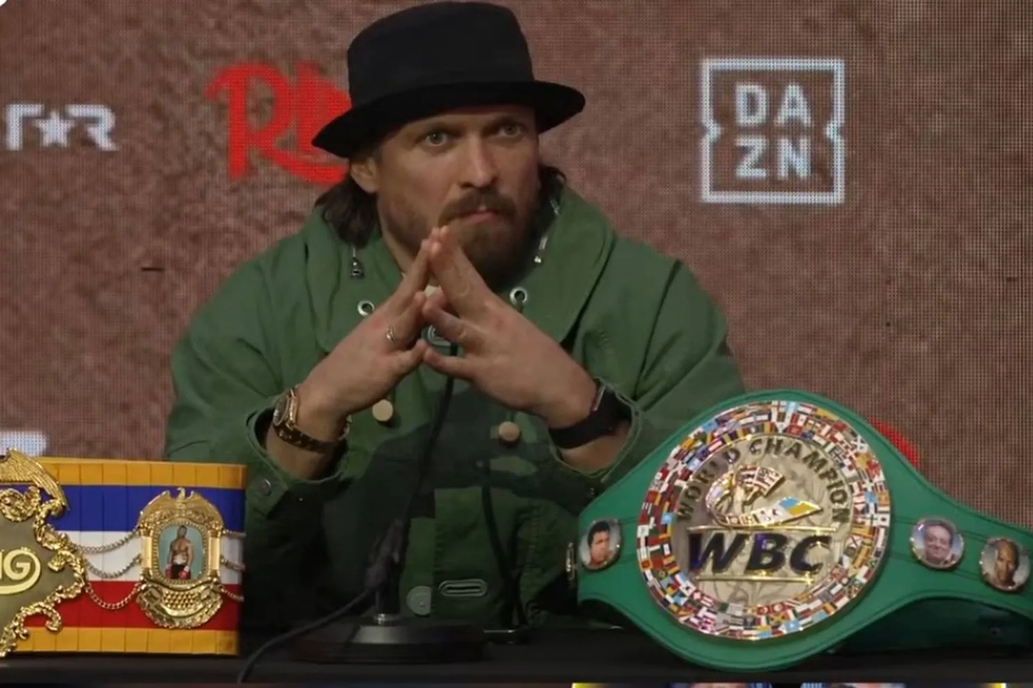 “Dit is geschiedenis”: Rico Verhoeven reageert fel op kritiek en grijpt unieke kans