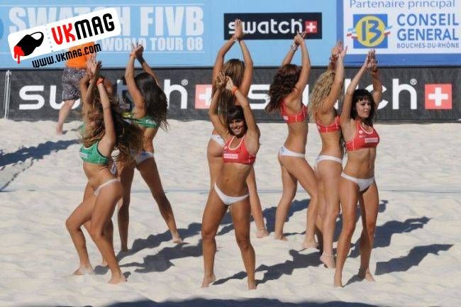 Sexy beach volleyball cheerleaders