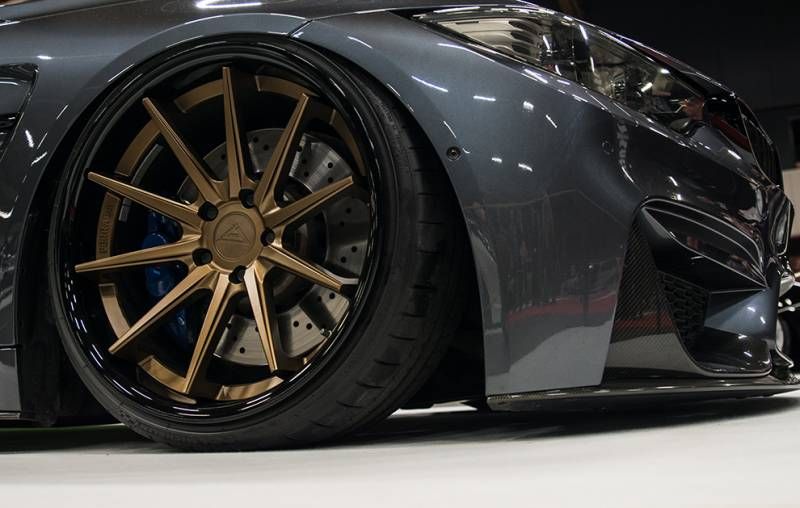 Gewoon 50 brute en mooie foto's van 100% Tuning in Ahoy