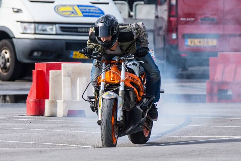 Gewoon 50 brute en mooie foto's van 100% Tuning in Ahoy