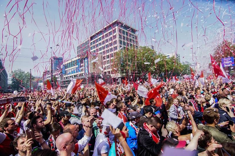 De huldiging van Feyenoord in foto's!