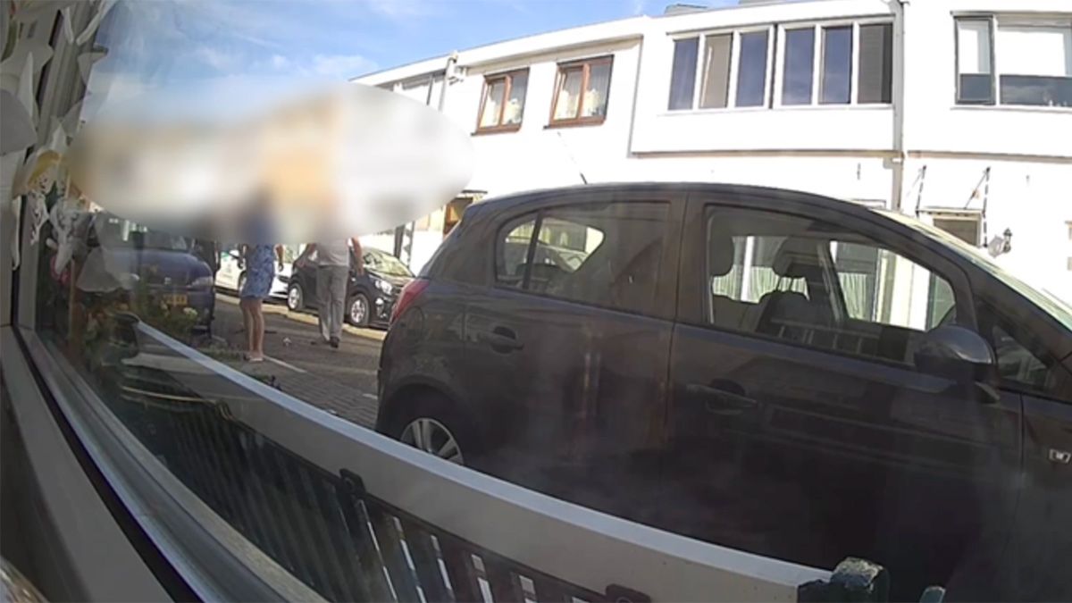 Beelden bewakingscamera die burenruzie met steekpartij in Schiedam heeft vastgelegd