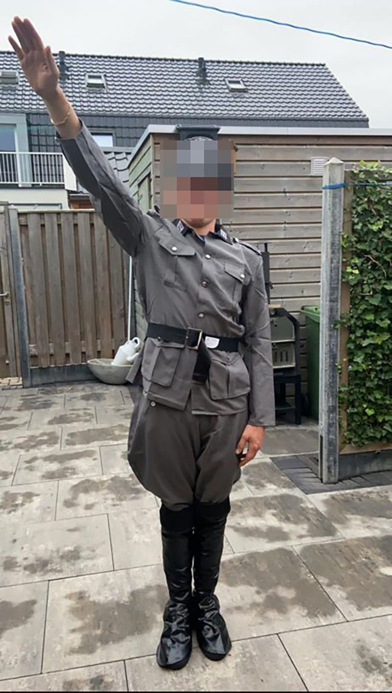 Urk de gekSSte: Jongeren spelen liquidatie Joodse gevangene op straat na