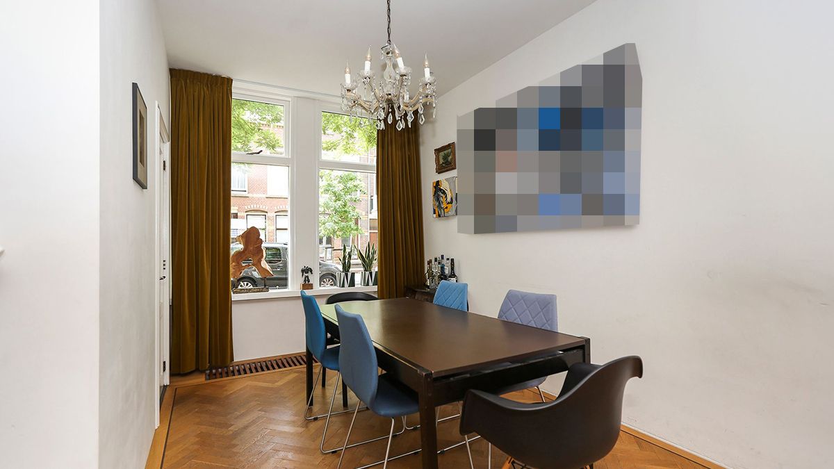 Ondertussen in Schiedam: Je spruitjes eten met uitzicht op foto van bevalling...