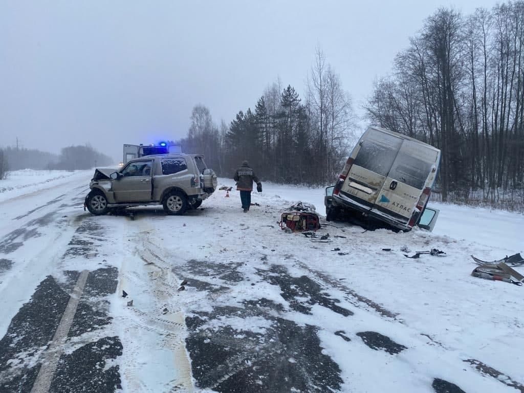 Russische knutsel met haast brengt zichzelf en andere in gevaar door ongeluk