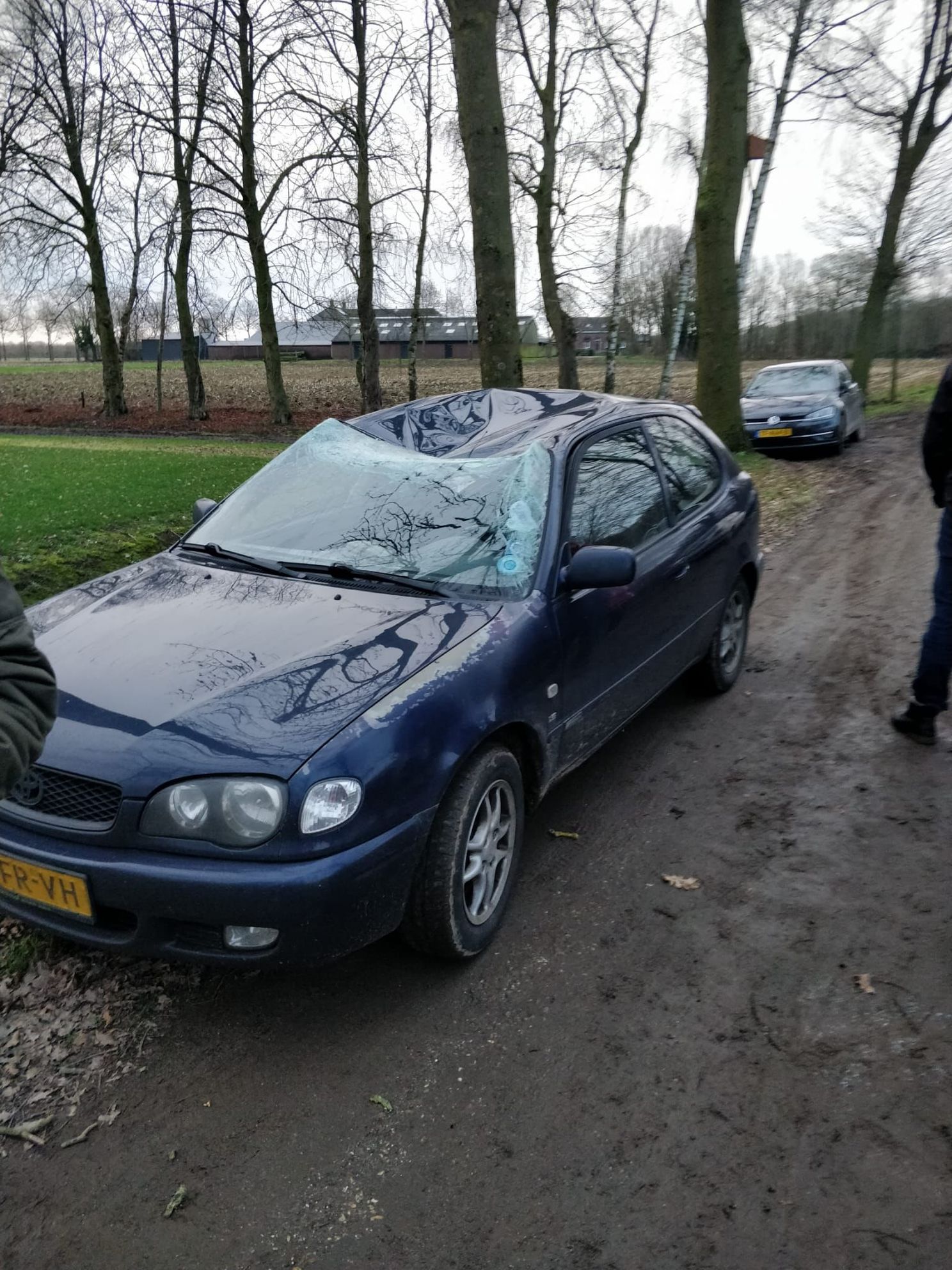 Na succesvolle lancering met carbid toch een bezoekje brengen aan een garage