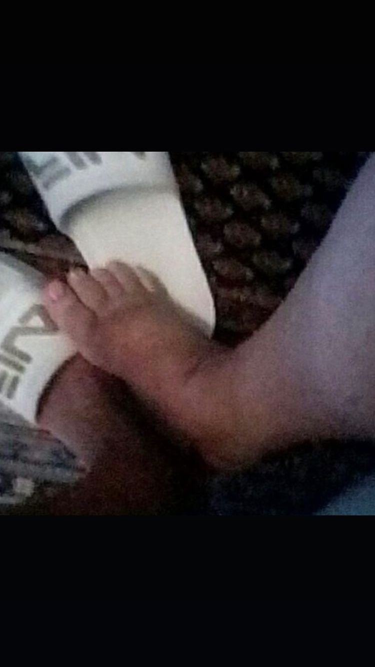 Ingebroken in auto van Jebroer, GPS horloges van zoontjes maken foto's van verdachte