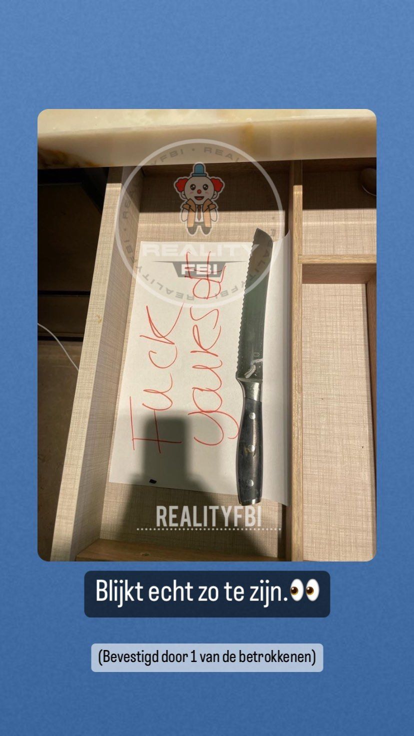 Foto gelekt van briefje en mes wat Jaimie Vaes voor Lil Kleine in huis had achtergelaten