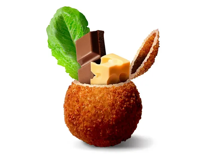Chocola karamel-zeezout en witte chocola aardbeiensmaak bitterballen bij Lidl