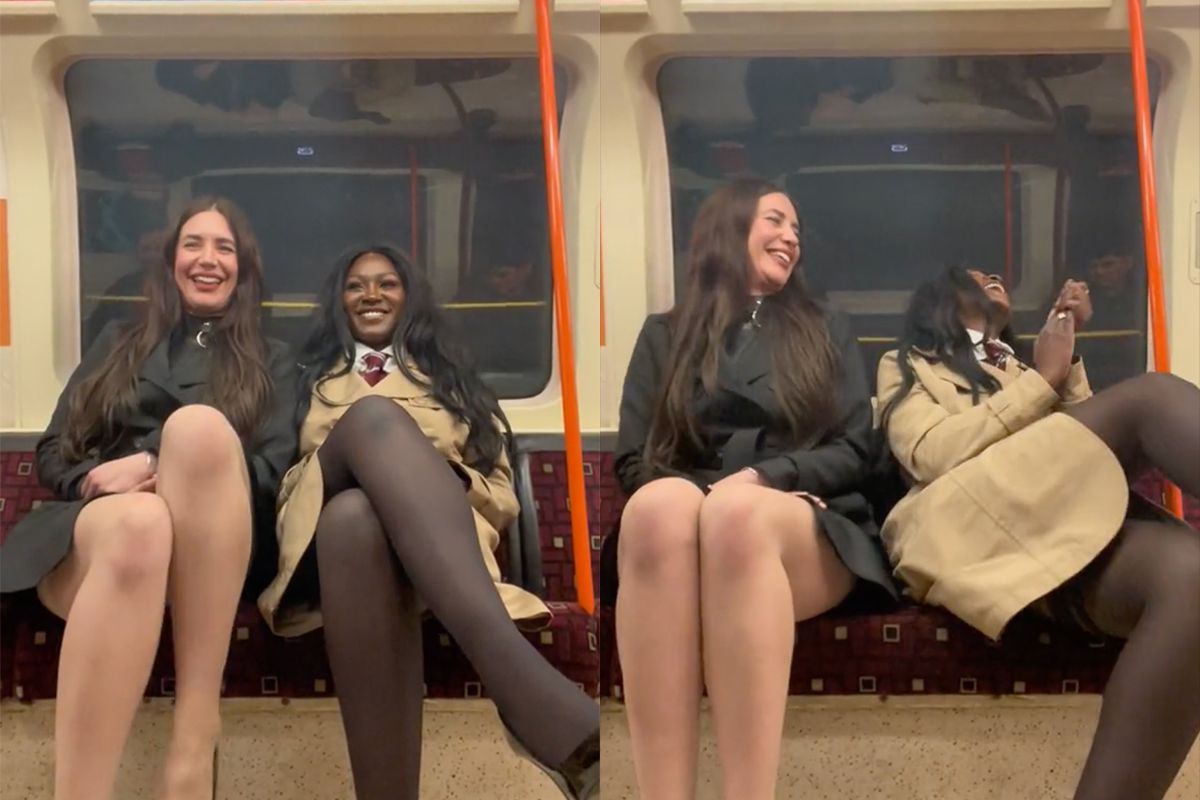 Dames spelen met een gluurder in de metro