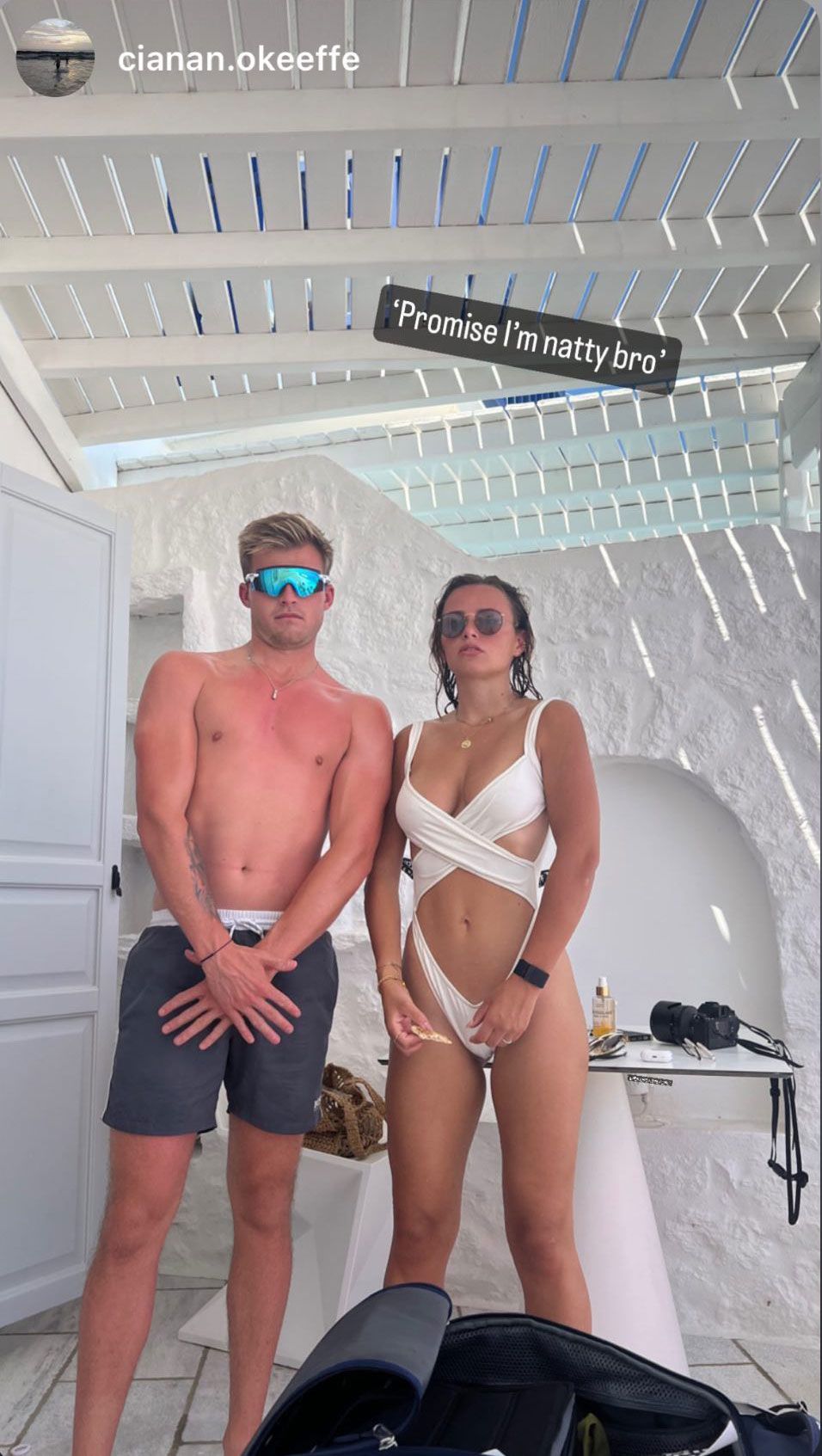 Mykonos is een stukje mooier, want Puck Moonen is er op vakantie | VK  Magazine