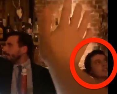 Thierry Baudet na aanval met fles in Gronings café naar het ziekenhuis