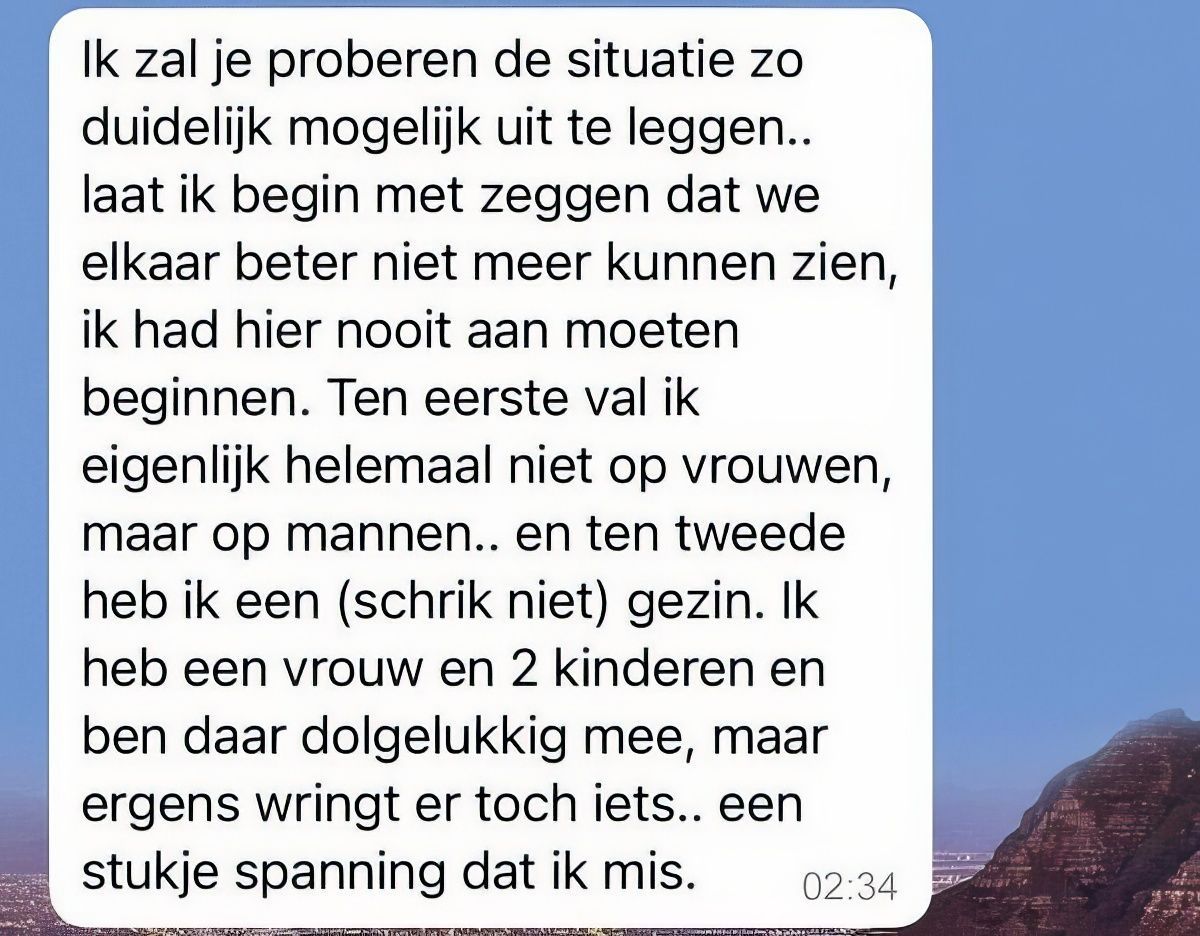 Vrouw heeft geslaagde Tinder-date gehad, maar krijgt midden in de nacht vreemde berichten