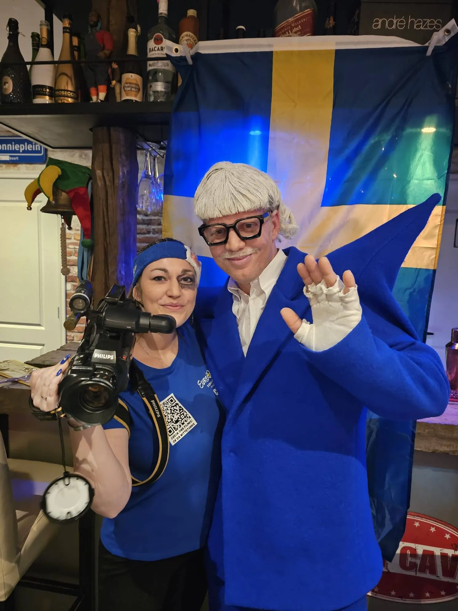 't Tapperijke in Hoeven doet Joost Klein songfestival optreden inclusief beuk aan cameravrouw