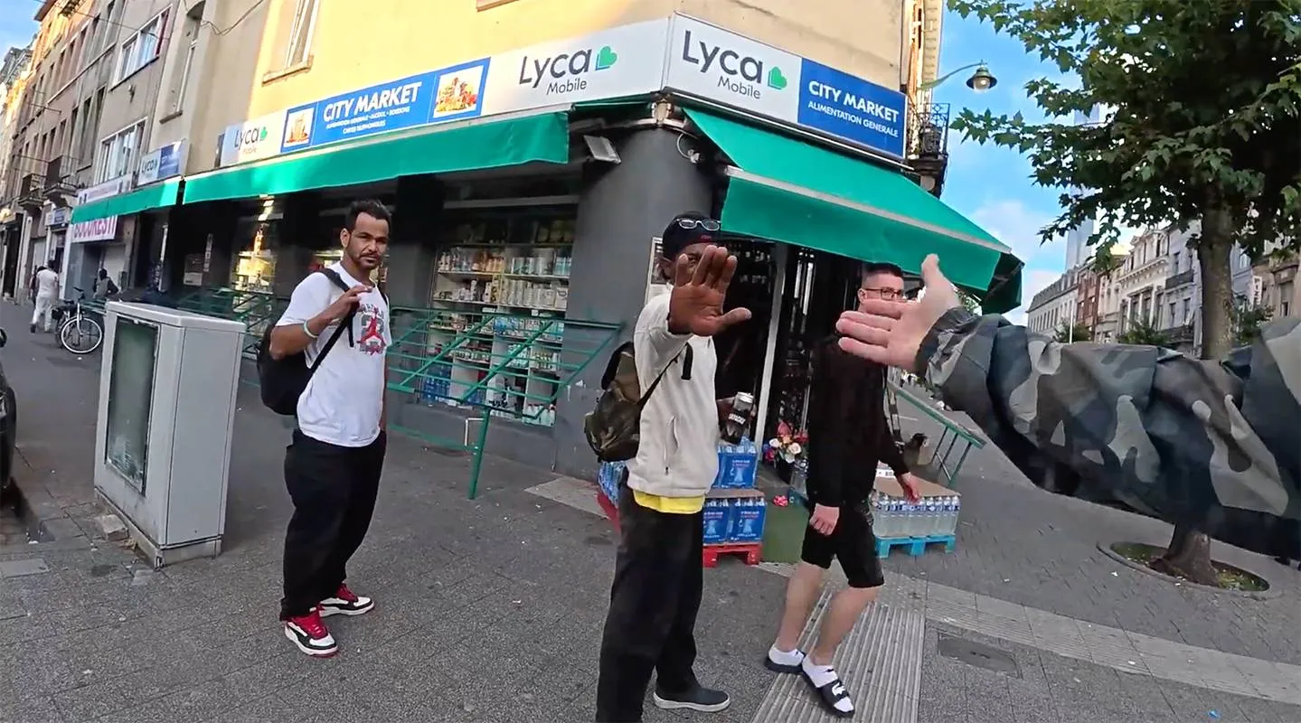 picture_vk_Nieuwe_rauwe_reisvideo_van_Kurt_Caz_gaat_weer_hard_en_laat_andere_kant_van_Brussel_zien