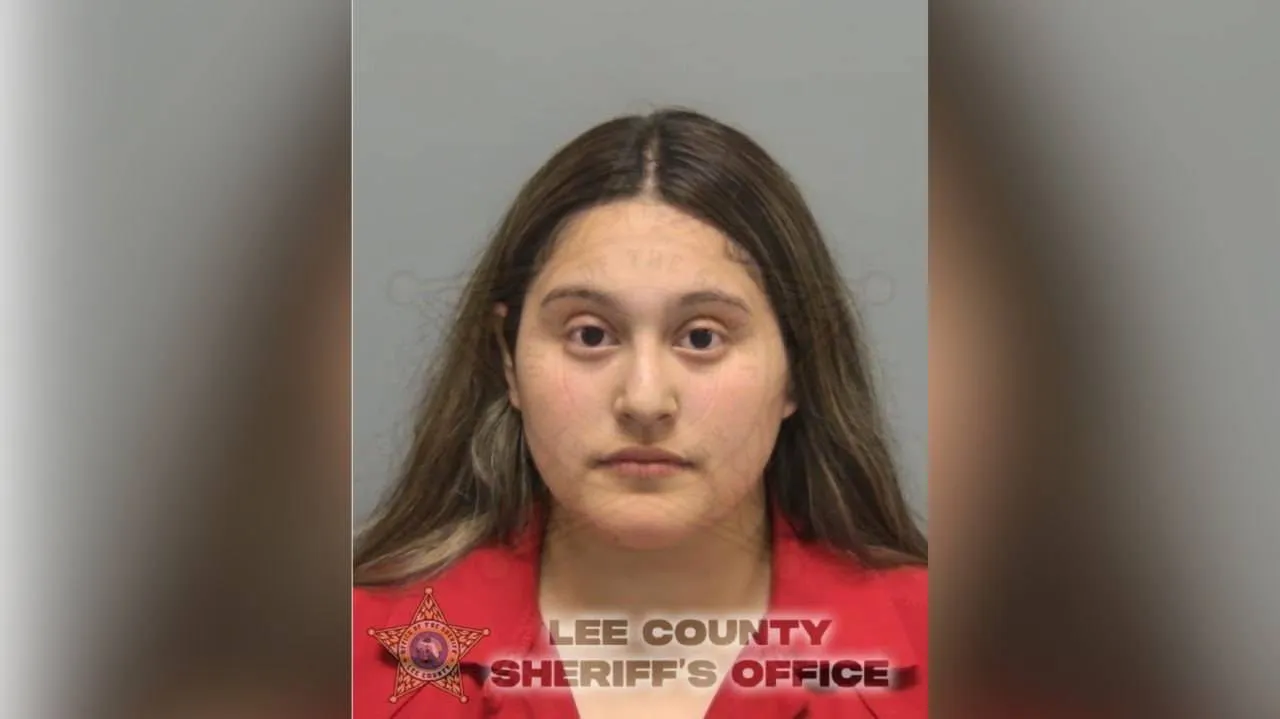 Florida Freakshow: Boze buurvrouw from hell trekt pistool en bedreigt gezin na bijna-aanrijding