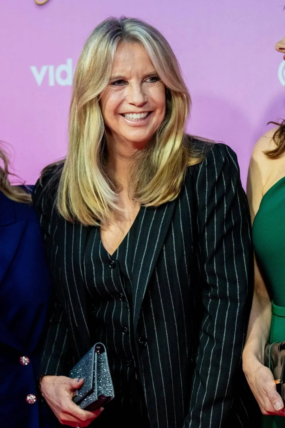 a60d419059d7d7912e61d3112e7d8aae,a401db36