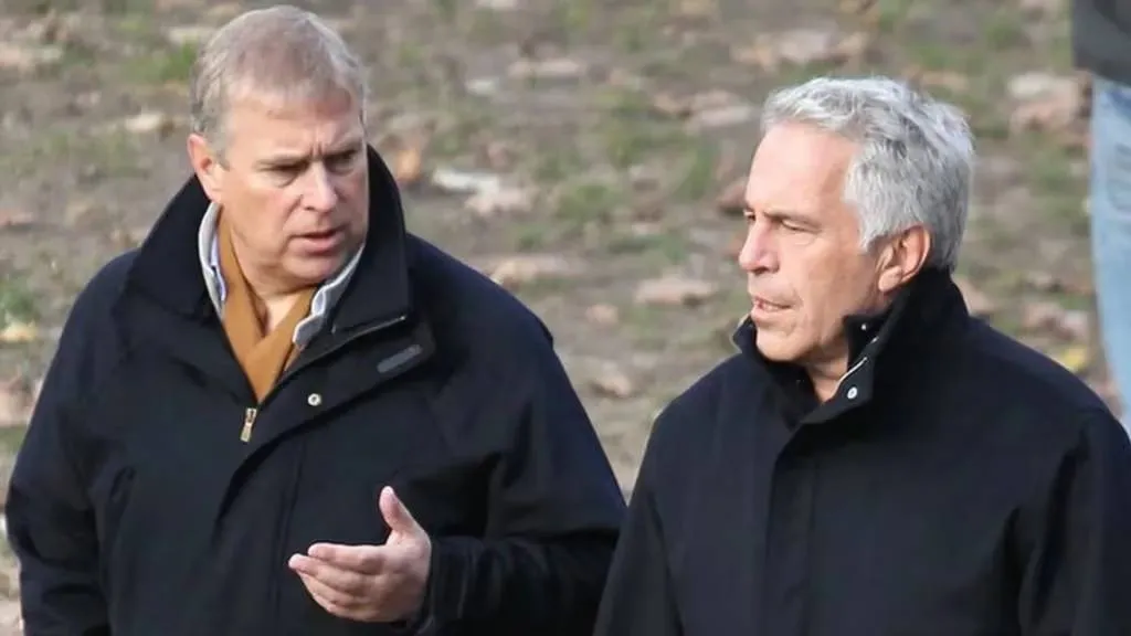 de-beruchte-foto-van-epstein-en-andrew-in-2010-in-central-park