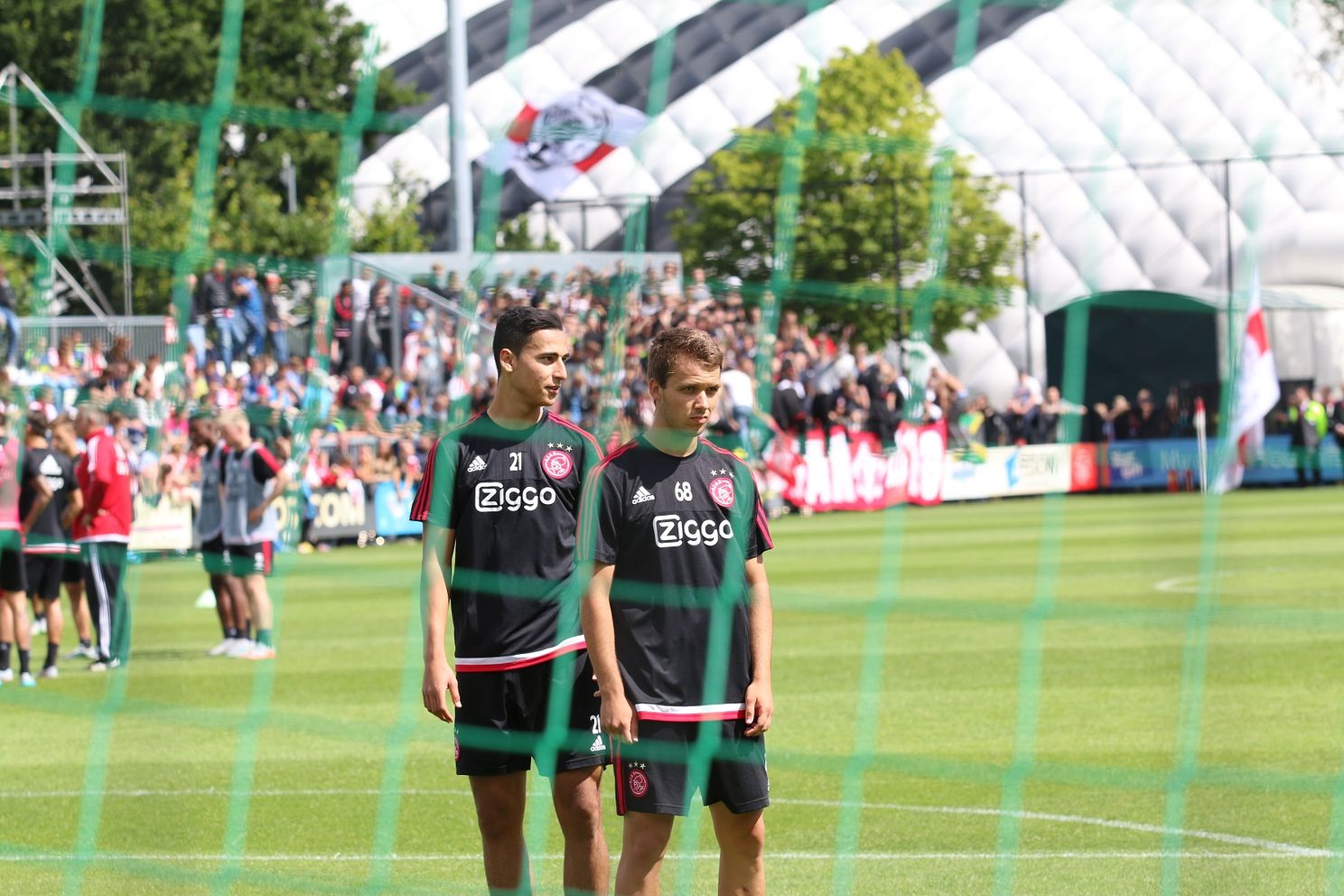 Foto's: Selectie en fans hebben elkaar gemist