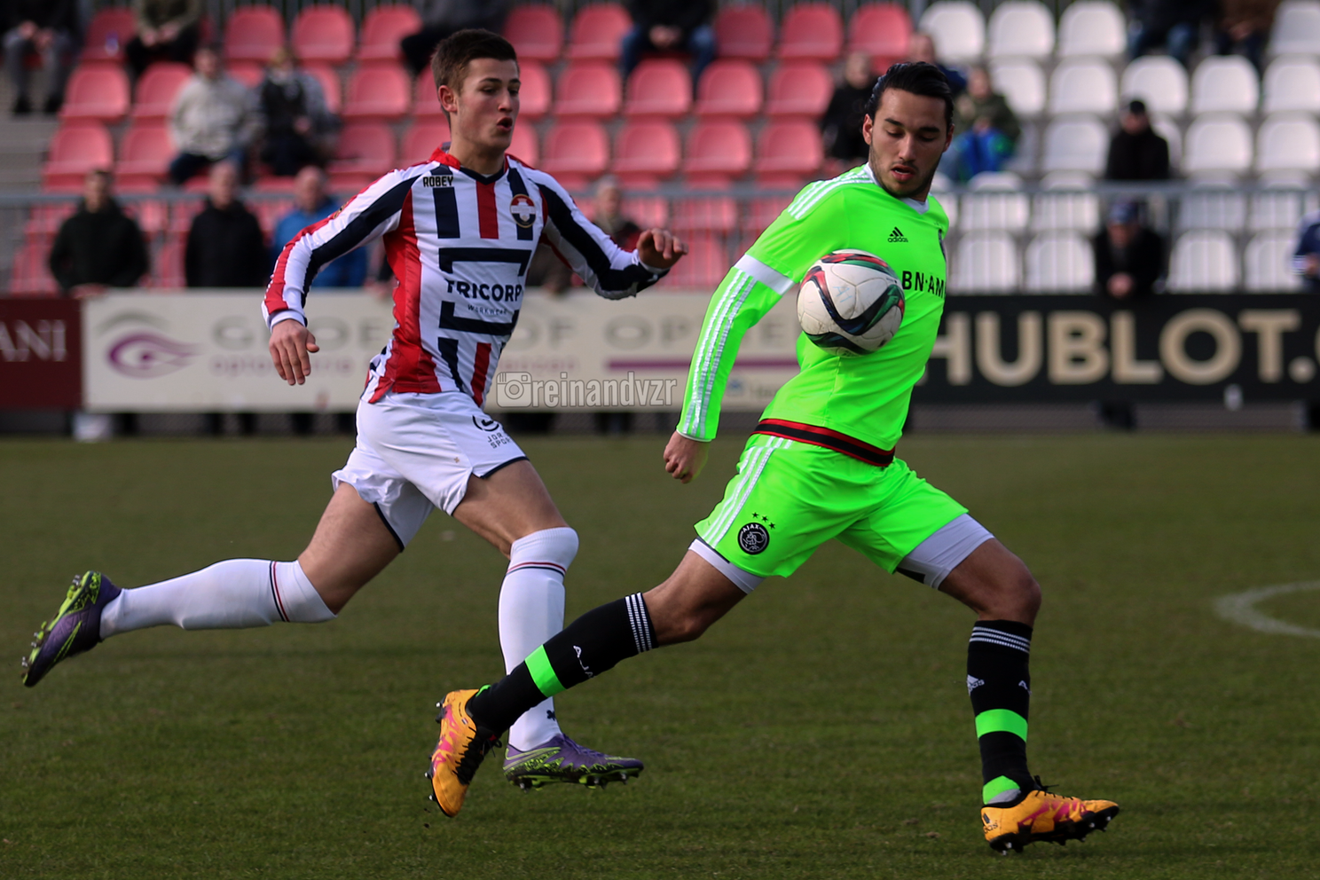 Fotoverslag Ajax A1 - Willem II A1 (5-1)