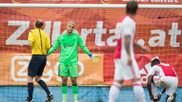 Fotoverslag FC Liefering - Ajax (4-3)