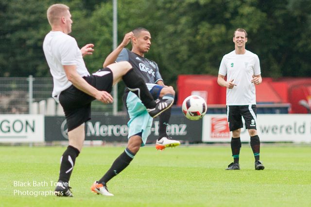 Fotoverslag Jong Ajax - VVZ'49 (8-0)