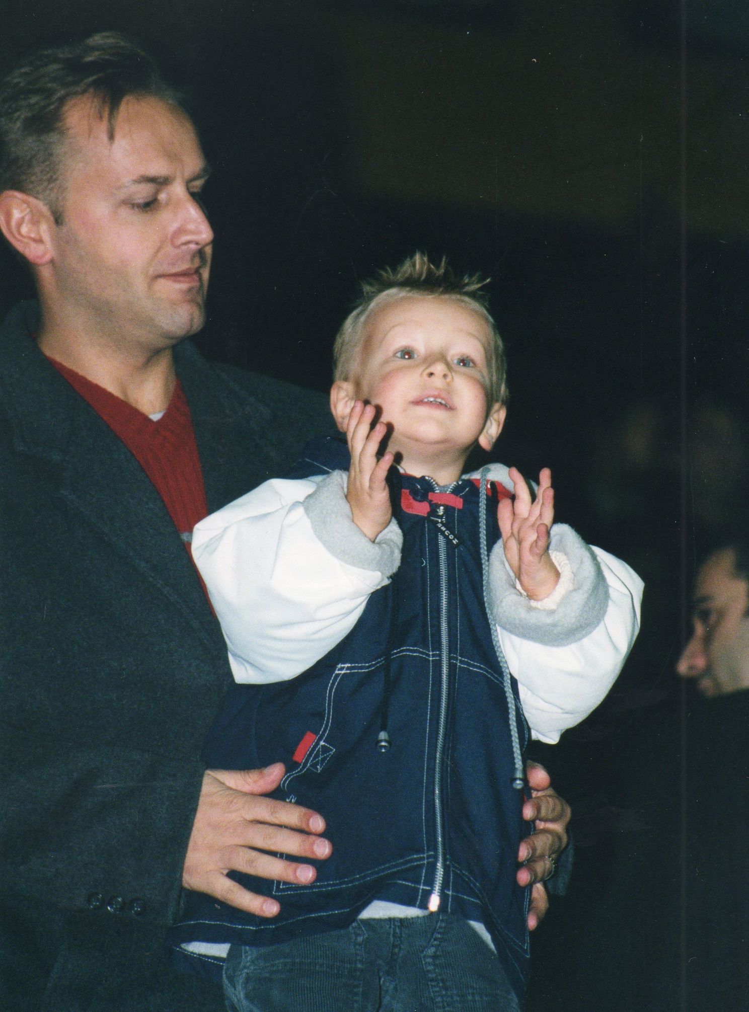 Sierhuis: 'Weet niet of Kaj nog AEK-liedje kent'