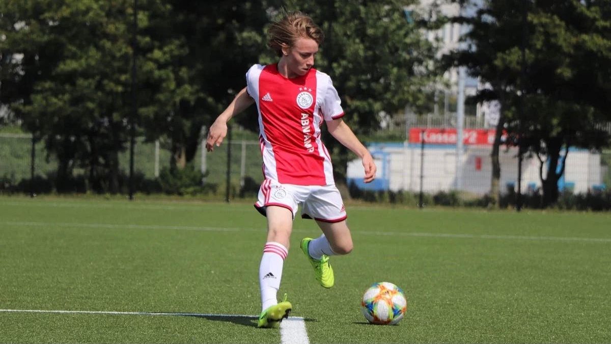 Kweekvijver: Waar ging het mis voor Ajax O17 in dramatische titelstrijd?