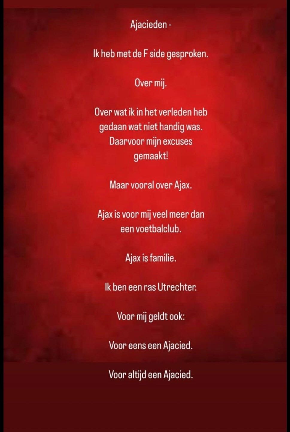 Rondom: Haller wordt luidkeels toegezongen door Ajax-aanhang