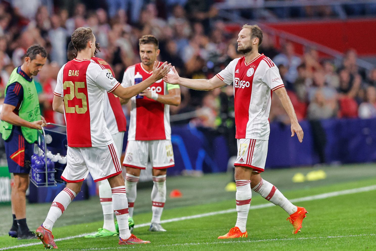 Baas: ‘Bij Ajax geleerd je mond open te trekken, anders lopen ze over je heen'