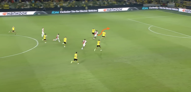 Loopacties door en rondom Brobbey worden cruciaal tijdens beslissingsduel tegen AEK Athene