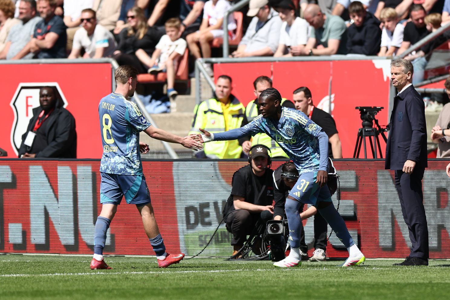 jorthy mokio utrecht ajax