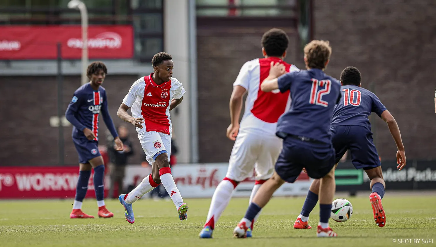 mohamed abdalla ajax o17 paris saint germain future cup