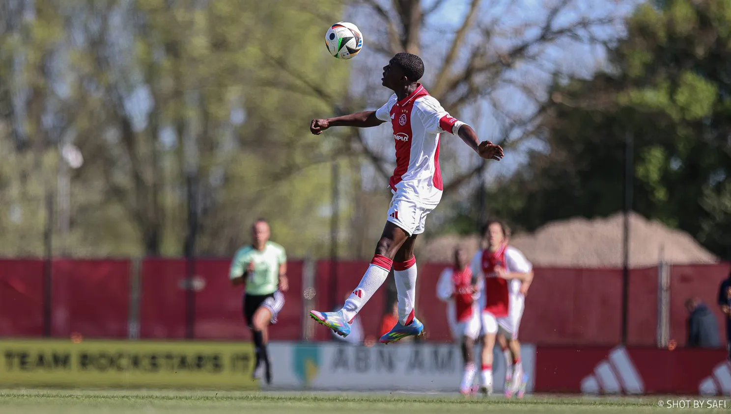 pharell nash ajax o17 future cup