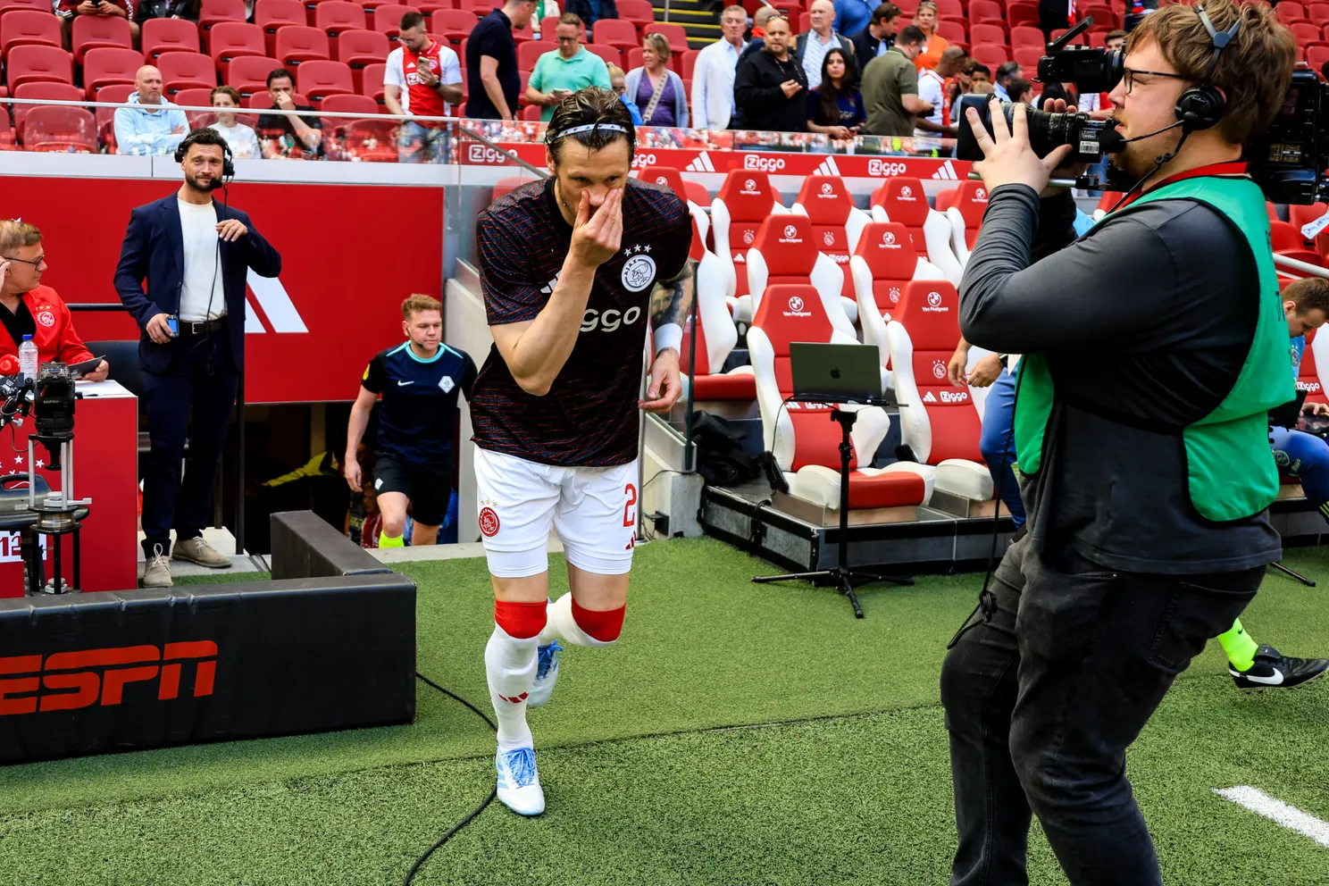 wout weghorst ajax sparta rotterdam
