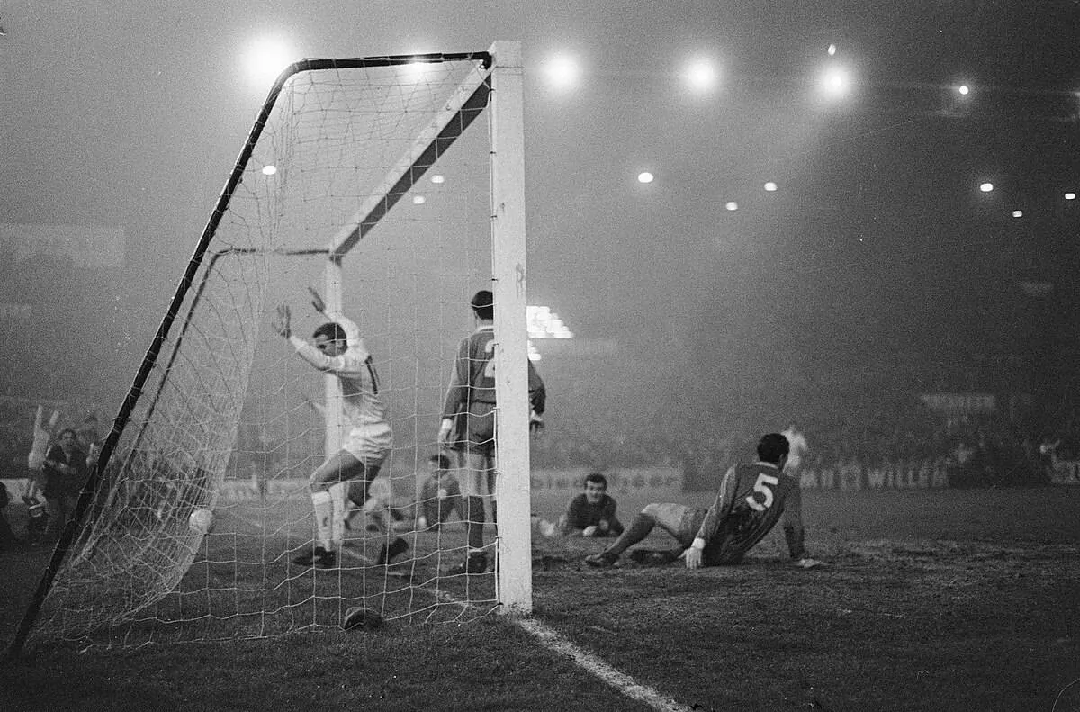 klaas nuninga ajax liverpool