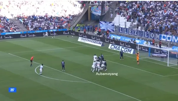 Aubameyang-vs-Paris-FC-2