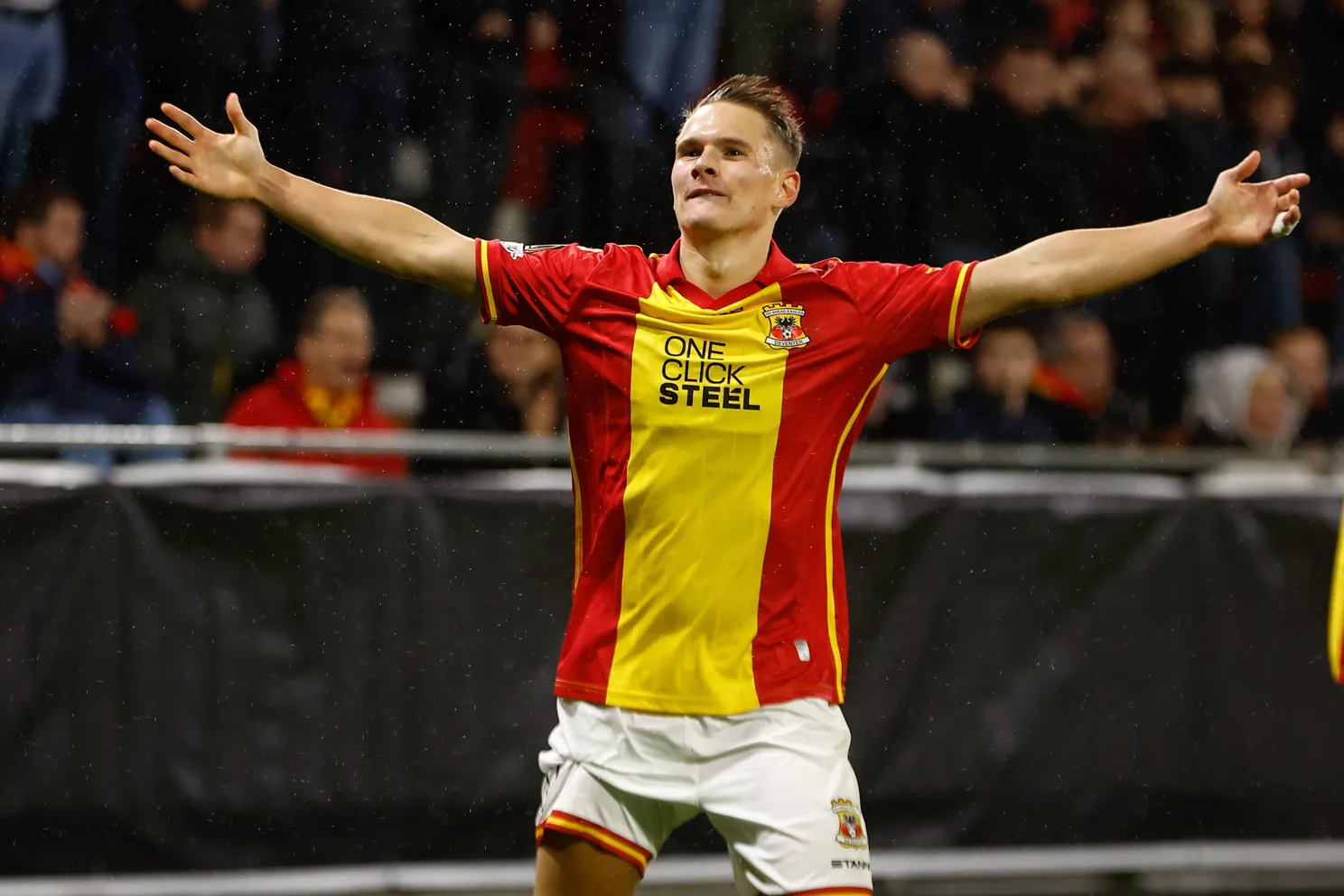 Copyright-ProShots-31654360