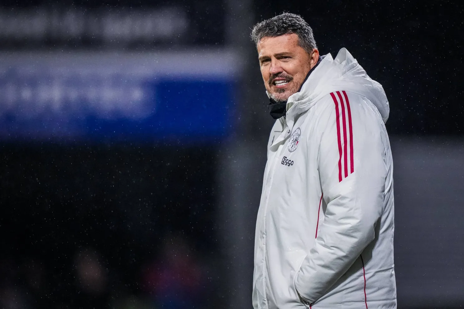 Ajax Showtime Oscar Garcia