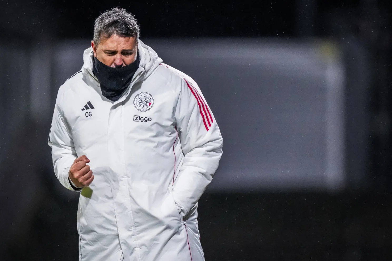 Ajax Showtime Oscar Garcia