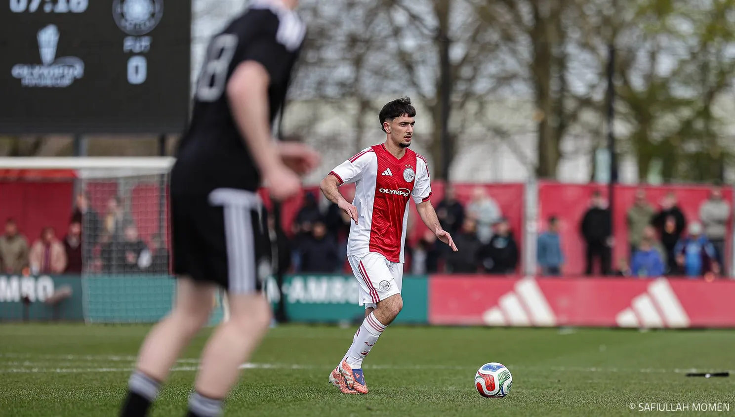 Enes Isik Ajax O17 Future Cup