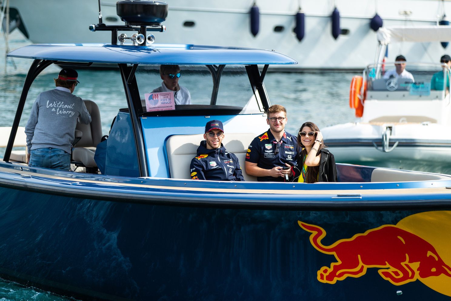 Achter de Pitbox | Verstappen junior wijst Verstappen senior de weg