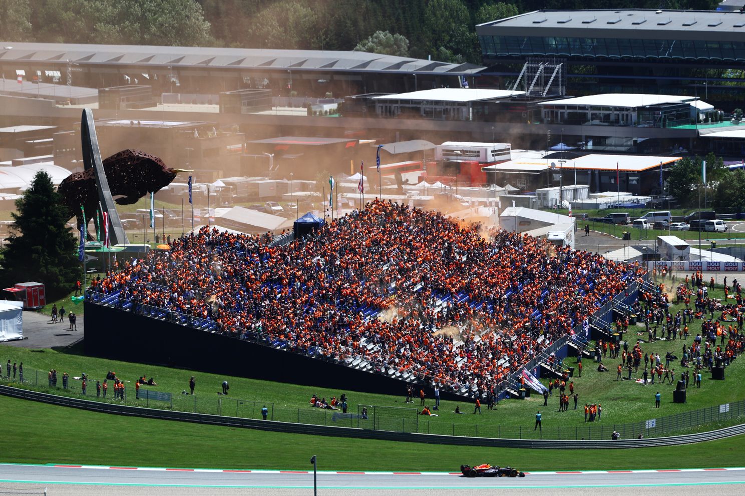 Fans during the GP of Austria in 2022. Do you want tickets for the F1 in Austria 2023?  Order them now!