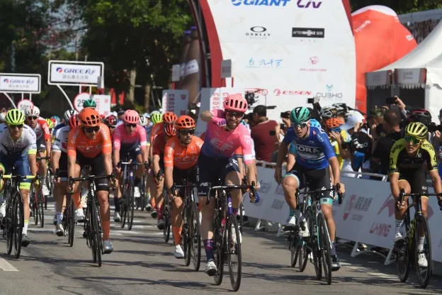 135792_639235270f88357e092de4cbdab15d82