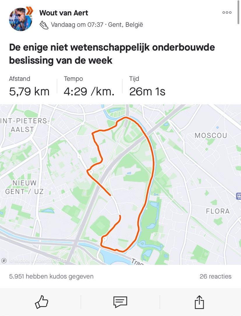 Ondertussen in het peloton | Van Aert krijgt lachers op zijn hand na hardlooprondje