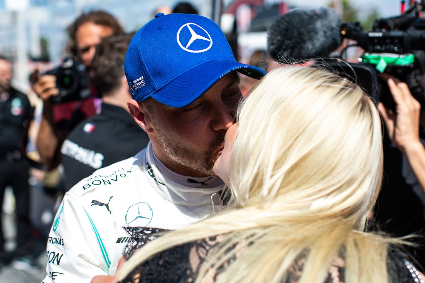 Achter de Pitbox | Familie Ricciardo strooit met middelvingers in Spaanse paddock